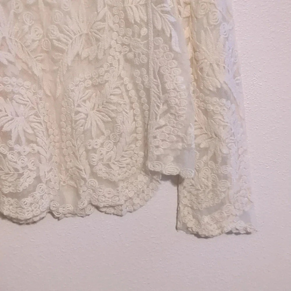 Banana white lace long sleeve blouse size Large - Picture 4 of 5